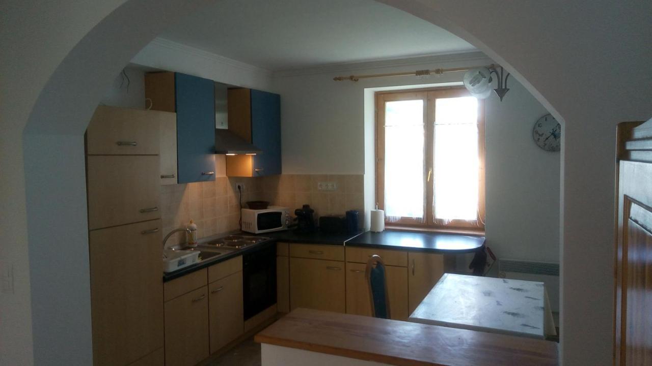 Almafas Vendeghaz Orseg Villa Kerkakutas Buitenkant foto